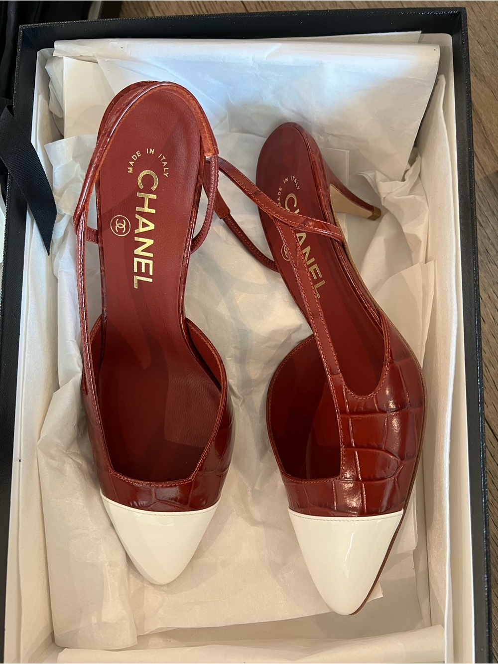 Chanel 26A red & white croc slingbacks